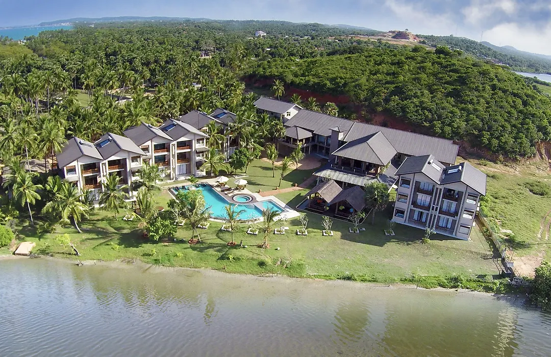 Amaranthe Bay Resort & Spa-1